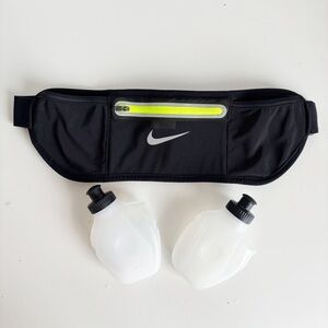 Nike Double Pocket Flask Adjustable Running Belt 120ml/12oz Black - Zip Pocket